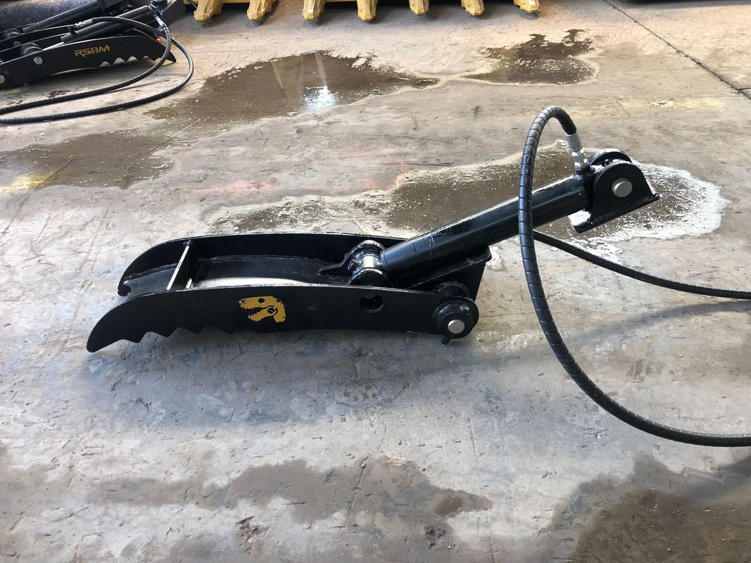 سهولة التثبيت حفرة دلو الإبهام HARDOX450/500 لعمل البناء