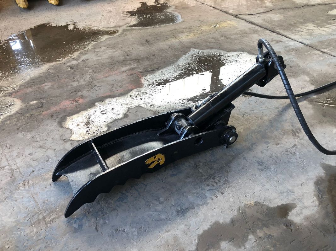 سهولة التثبيت حفرة دلو الإبهام HARDOX450/500 لعمل البناء